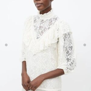 Chic Lace Blouse in Cream